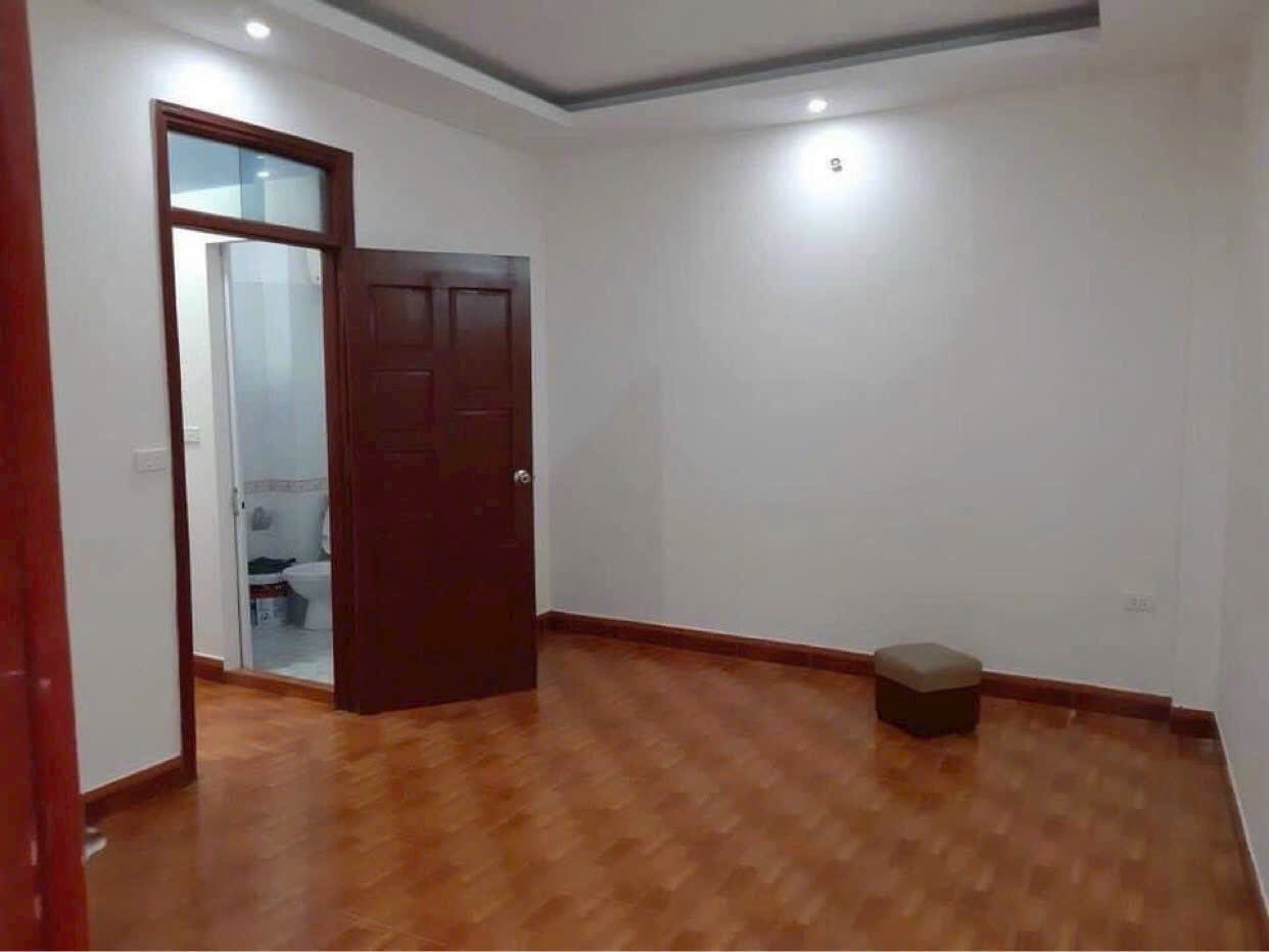 Cho thuê Phố Xã Đàn 5 tầng x 32m2, 3 ngủ, 4 vệ sinh, 12.5 Triệu - Ảnh 3